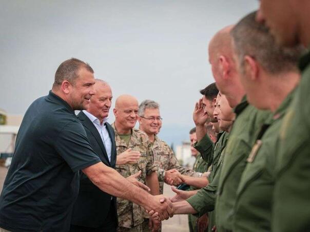 Helez obišao pripadnike OSBiH u Crnoj Gori: Ponosan sam na spremnost i motivaciju naših pilota