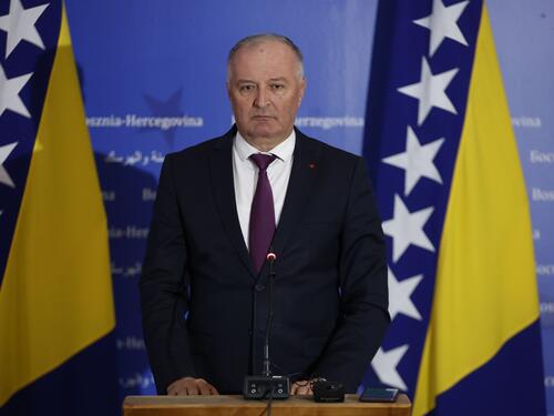 Helez odbio dozvoliti prelet srpskog vojnog helikoptera iznad BiH