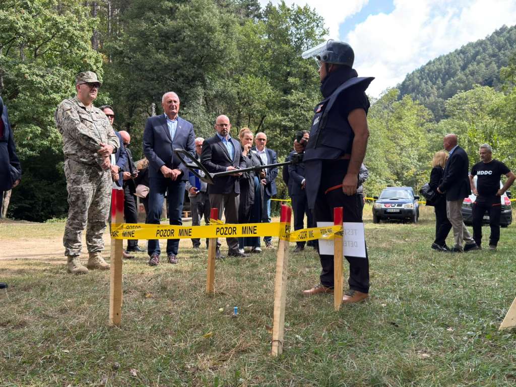 Helez posjetio deminirano područje u Bugojnu: Važan korak ka stvaranju sigurnijeg prostora za život