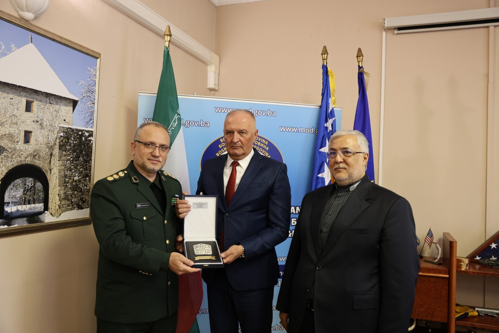 Helez primio vojnog izaslanika Irana: Saradnja otvorena i izvan EU i NATO ciljeva