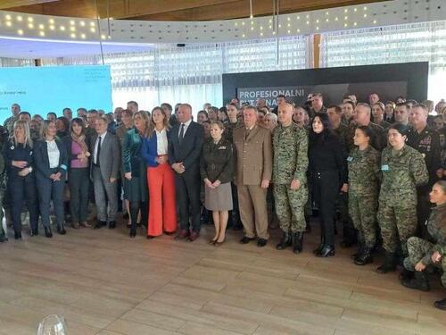 Helez sa zapovjednicom NATO-a u Banjaluci domaćin susreta pripadnika OSBiH