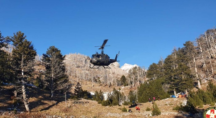 Helikopter OS BiH u akciji potrage za nestalim avionom