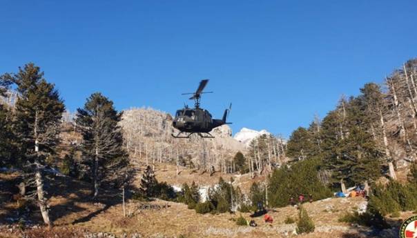 Helikopter OS BiH u akciji potrage za nestalim avionom