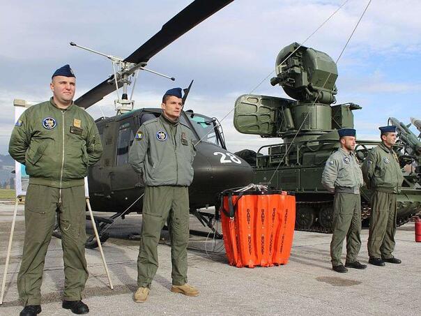 Helikopteri OSBiH cijeli vikend gasili požare kod Rudog i Srebrenice