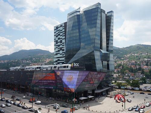 Hello summer shopping day u Sarajevo City Centru - pravo ljetno osvježenje
