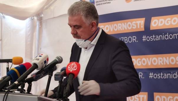 Herceg: Neće biti smanjenja plata, pomoći ćemo privredi