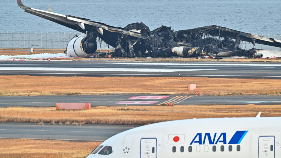 Heroine avionske nesreće u Japanu: Za samo 90 sekundi evakuisale putnike