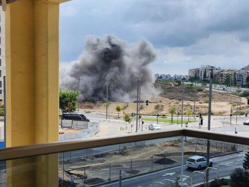 Hezbolah jutros raketirao Izrael, sirene za uzbunu odjekivale širom zemlje