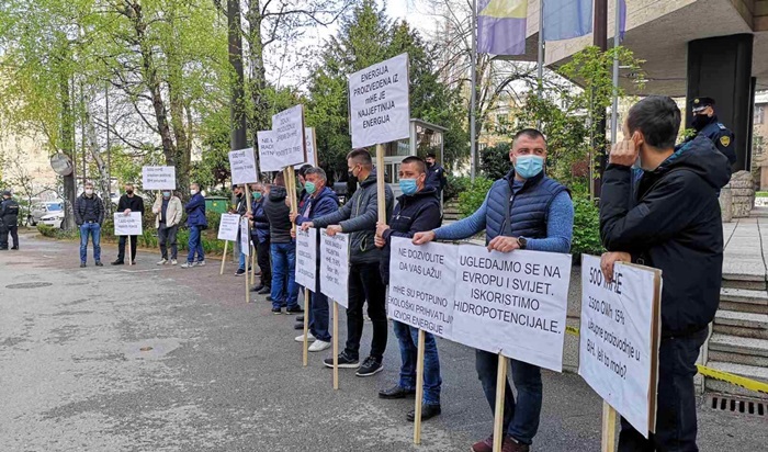 Hidro Energija: Neka eko udruge pokažu prihode i ko finansira neistine