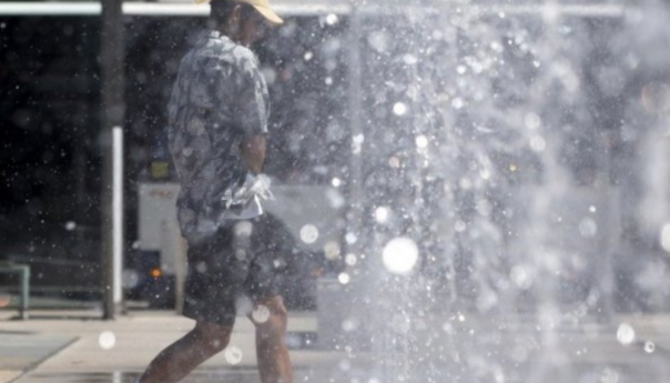 Higijena i što više tečnosti tokom vrućih ljetnih dana