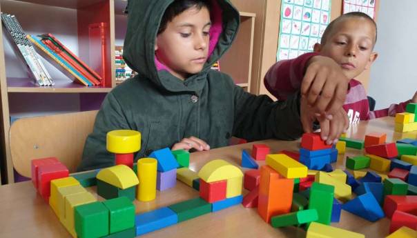 Hiljade djece u regionu izloženo različitim vrstama rizika u okruženjima u kojima odrastaju