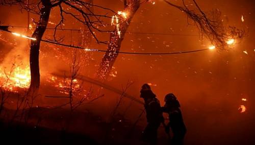 Hiljade evakuisanih u Grčkoj, u Atini se ne može disati