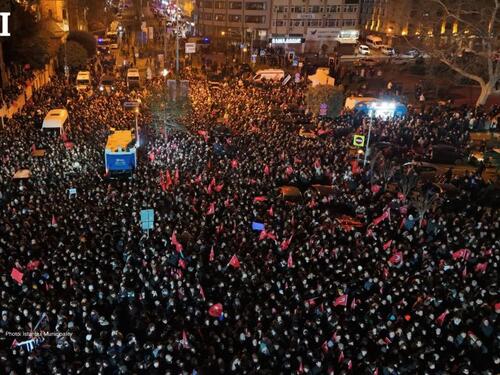 Hiljade građana na ulicama Istanbula zbog pritvaranja gradonačelnika Imamoglua