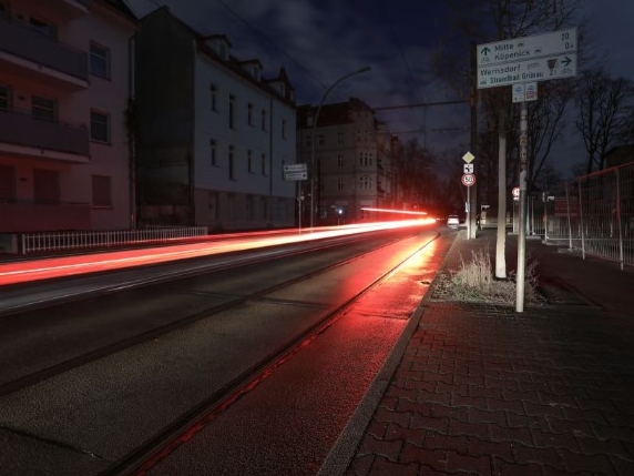 Hiljade ljudi bez struje u Berlinu, policija sumnja na podmetanje požara
