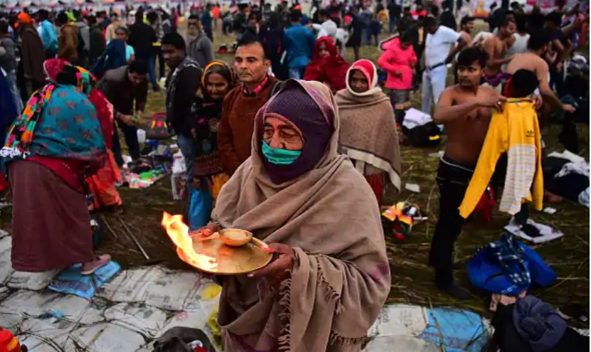 Hiljade ljudi na hinduističkom festivalu uprkos porastu zaraze koronavirusom