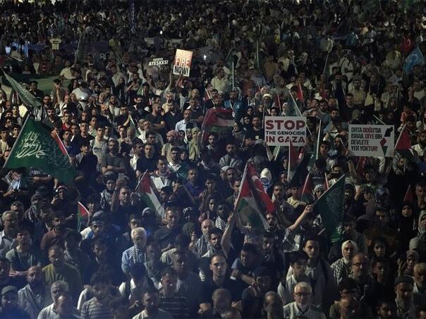 Hiljade ljudi na ulicama Turske zbog ubistva vođe Hamasa