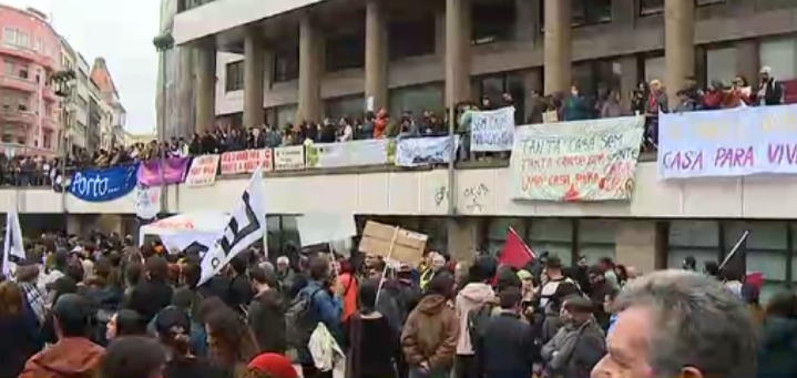 Hiljade ljudi na ulicama zbog skoka cijena kirija i nekretnina