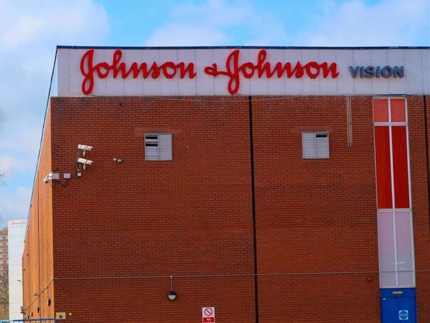 Hiljade ljudi tužilo Johnson & Johnson zbog sumnje da dječiji puder sadrži azbest