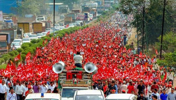 Hiljade policajaca raspoređeno u New Delhiju zbog protesta poljoprivrednika