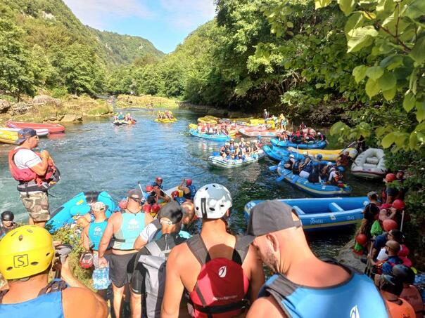 Hiljadu veslača na putu od Štrbačkog buka do Bihaća