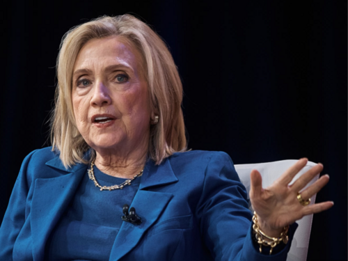 Hillary Clinton: Trumpov stav o Ukrajini je sramotan