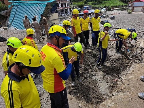 Himalaji: Više od 70 stradalih u smrtonosnoj vodenoj bujici