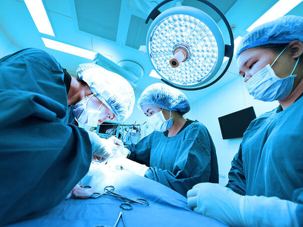 Hirurzi oživjeli "mrtvo" srce i spasili život bebi