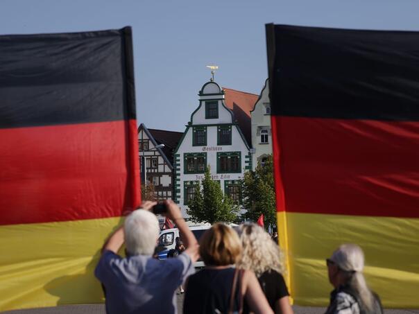 Historijska pobjeda njemačke desnice izaziva politička preispitivanja u Berlinu