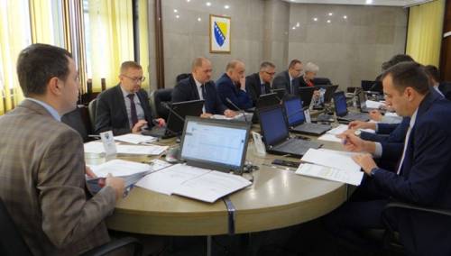 Historijski čas o genocidu u Srebrenici za učenike završnih razreda srednjih škola u ZDK