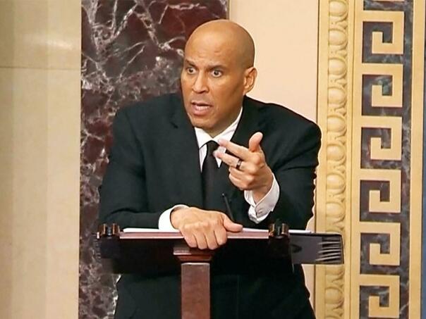 Historijski govor Coryja Bookera, oborio rekord u Senatu govoreći 25 sati