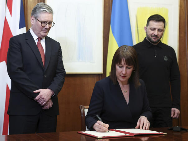 Historijski zajam: Britanija šalje Ukrajini 2,26 milijardi funti