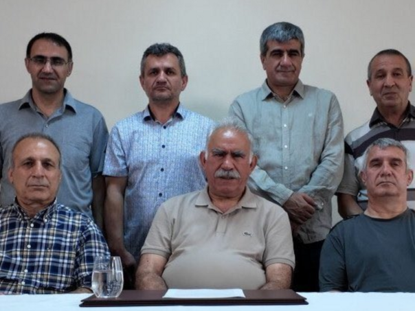 Historijski zaokret: Öcalan objavio kraj oružane borbe, PKK se razoružava