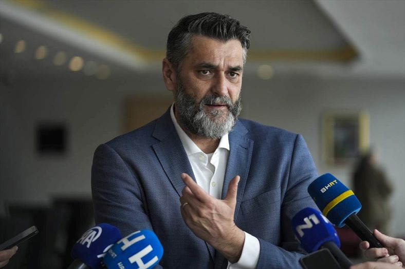 Historijsko iskustvo kao politički kompas