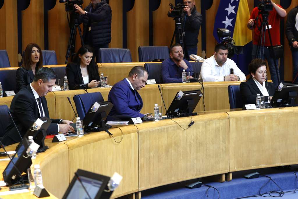Hitna sjednica Doma naroda nije održana zbog nedostatka kvoruma
