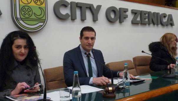 Hitna sjednica o "Zenicatransu" prekinuta zbog gubitka kvoruma