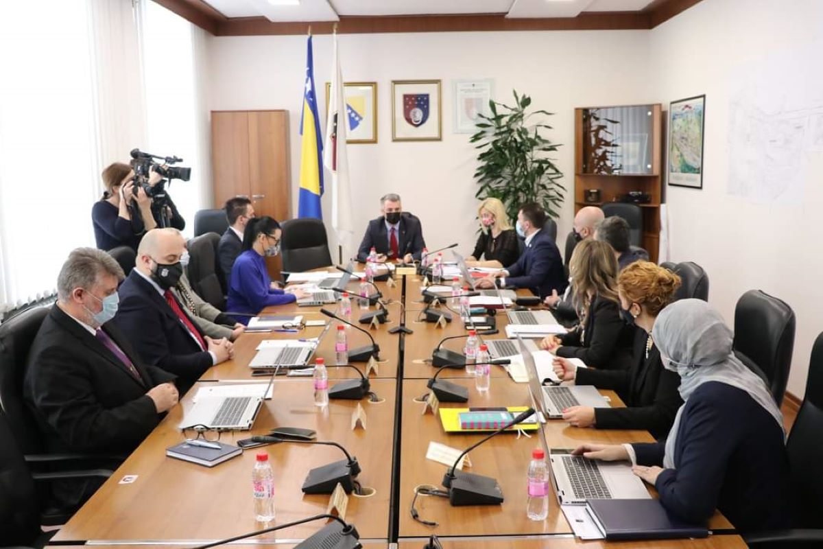 Hitna sjednica Vlade KS zbog pogoršane epidemiološke situacije