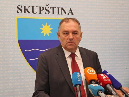 HNK bi trebao dobiti vladu u idućih desetak dana, HDZ i SDP čekaju SDA