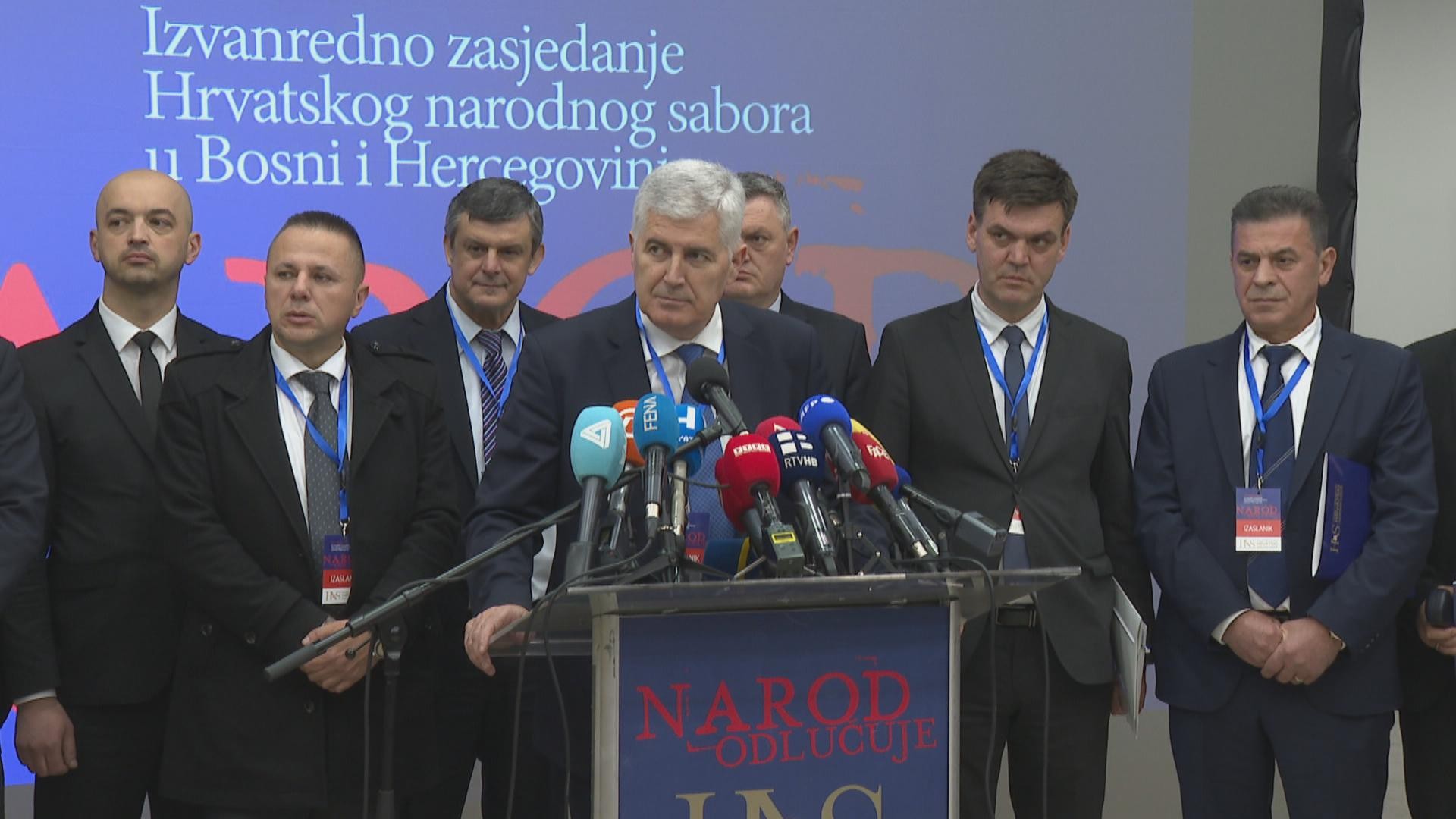 HNS će od OHR-a tražiti osporavanje izbora Željka Komšića