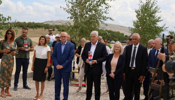 HNS kod Mostara odao počast žrtvama komunizma, među njima i ustašama