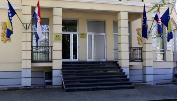 HNS: Komplementarni stavovi Palmera i Čovića
