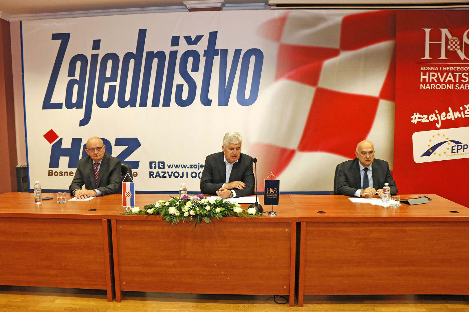 HNS: S legitimnim predstavljanjem nema trgovine