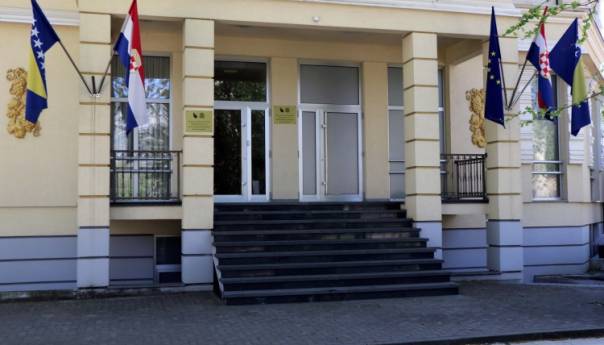 HNS se ponovo oglasio: CIK mora podnijeti ostavke