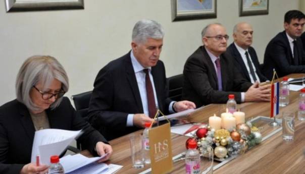 HNS: Zahtjev Hrvatskoj pokazatelj tko upravlja pojedinim institucijama BiH