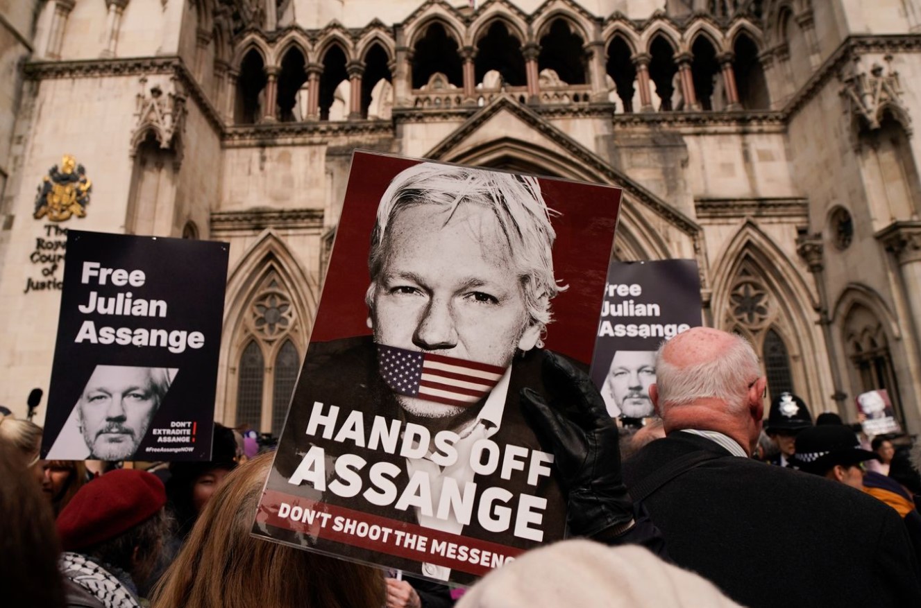 Hoće li Biden odustati od kaznenog progona Assangea?