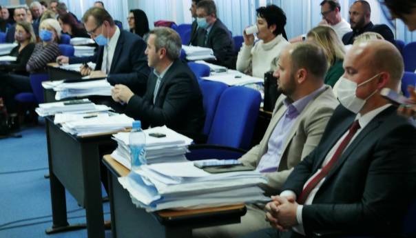 Hoće li danas biti smijenjena Vlada TK?