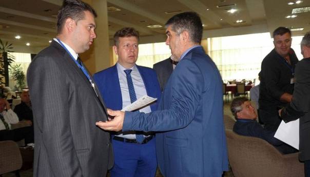 Hoće li sindikati danas smijeniti nelegalnog Šatorovića