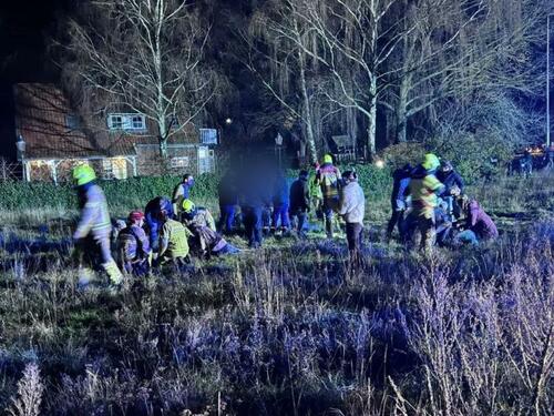 Holandija: Automobilom uletio u gomilu na božićnoj paradi