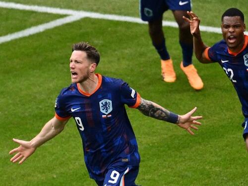 Holandija nakon preokreta i uz dosta muke savladala oslabljenu Poljsku