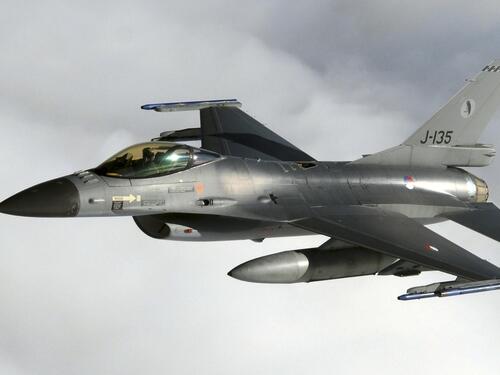 Holandija Ukrajini isporučila posljednja dva F-16 aviona