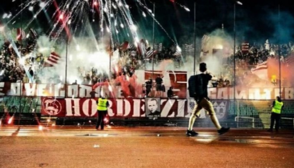 Horde zla bojkotuju Sarajevo i traže odlazak Ajle Alimanović, Mirze Varešanovića i Emira Hadžića